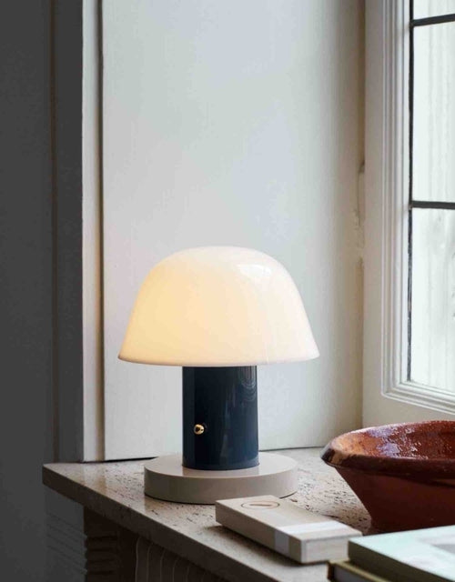 Nordic Mushroom Table Lamp — Dimmable & Portable